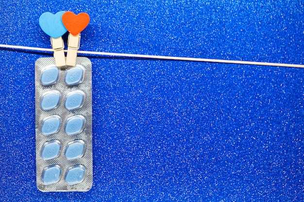 How does Atorvastatin reduce the risk of cardiovascular events?