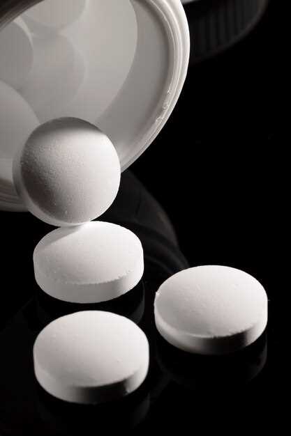 How does Atorvastatin Pill Image Reduce the Risk of Heart Attacks?